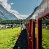 Въздушен хаос: Струва ли си да сменим самолета с влак това лято?