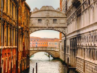 Ще бъде ли принудена Венеция да се премести?