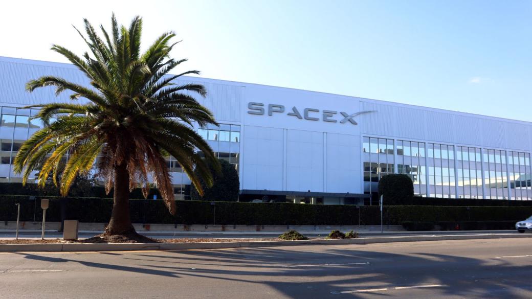 SpaceX се опитва да впечатли Уолстрийт за своето немислимо IPO