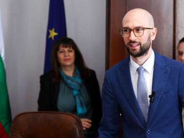 България добави още 150 млн. евро към дълга си