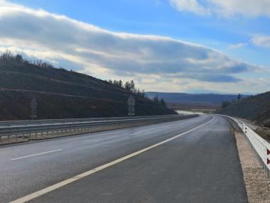 Вечерни новини: Плановете на „Прогресивна България“ за жп и магистрали; Още €150 млн. нов дълг
