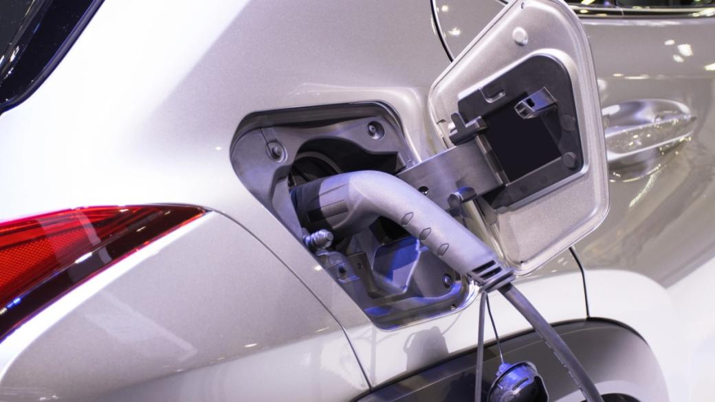 Продажбите на електромобили в България са в подем през март