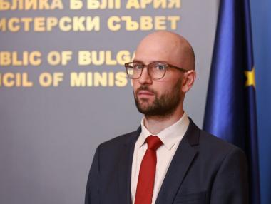 МФ опроверга ББР: Има пари за общините и за санирането