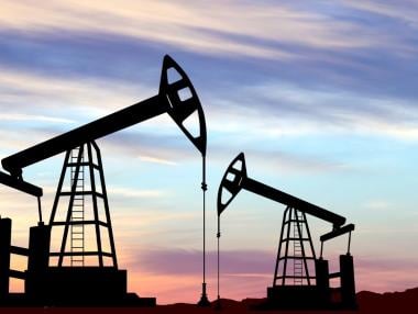 Петролът поскъпна с 2% след провала на преговорите между Иран и САЩ