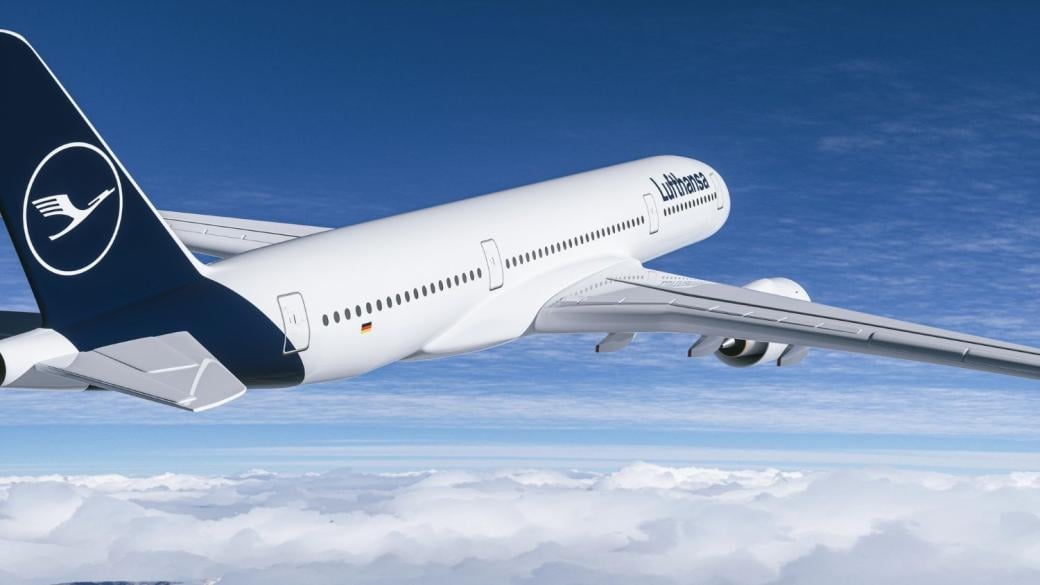 Кои авиокомпании отменят полети и вдигат цените заради кризата с горивото?