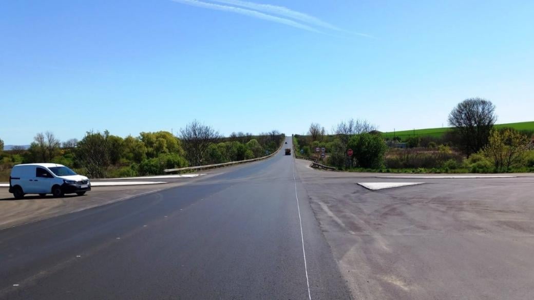 Ремонтирани са над 200 км пътища в две области за Giro d'Italia