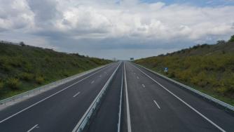 АПИ ограничава движението на камиони по магистралите за празниците