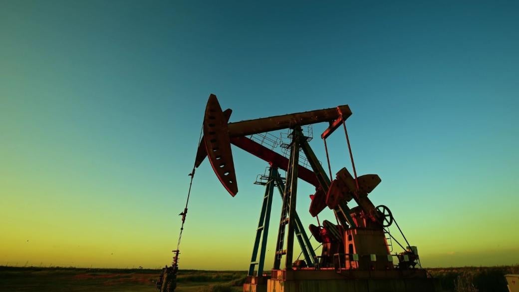 Цената на петрола „Брент“ скочи над 125 долар