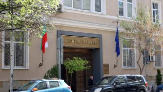 Доверието е в местната власт, но парите са в централната