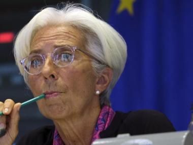 Лагард подготвя пазарите за край на ерата на ниските лихви през лятото