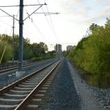 „Вижда се, но не се ползва“: Мистерията около жп линията East West Rail