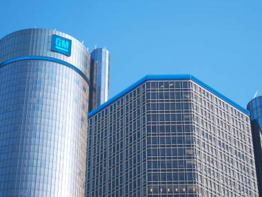 General Motors съкращава стотици IT служители
