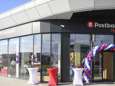 Postbank задава посоката на модерното банкиране с Postbank Next