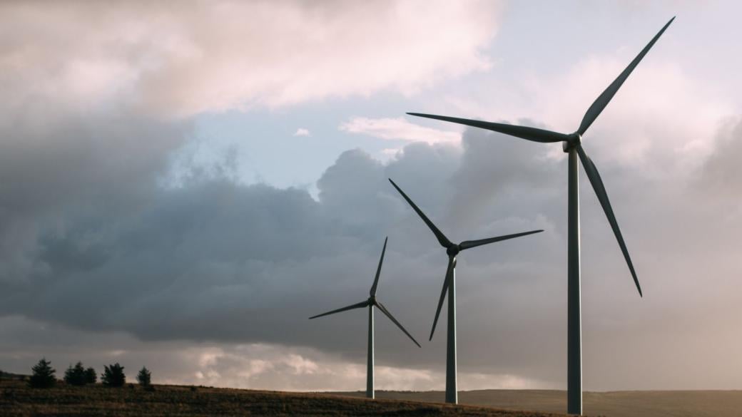 Енергиен преход: Узбекистан присъедини 5600 MW слънчеви и вятърни проекти