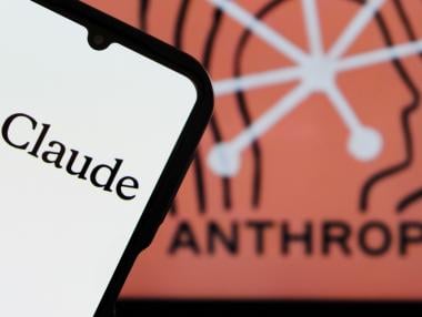 Anthropic детронира OpenAI като най-ценния AI стартъп в света