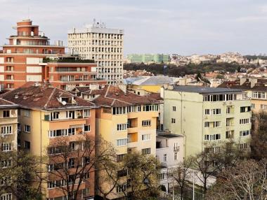 След еврото: БНБ отчита леко охлаждане при ипотечното кредитиране (Графика)