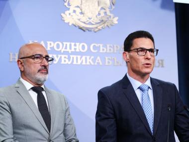 България тегли допълнителни 3.8 млрд. евро дълг заради ПВУ