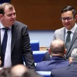 Управляващите ограничиха правомощията на особения управител на „Лукойл“