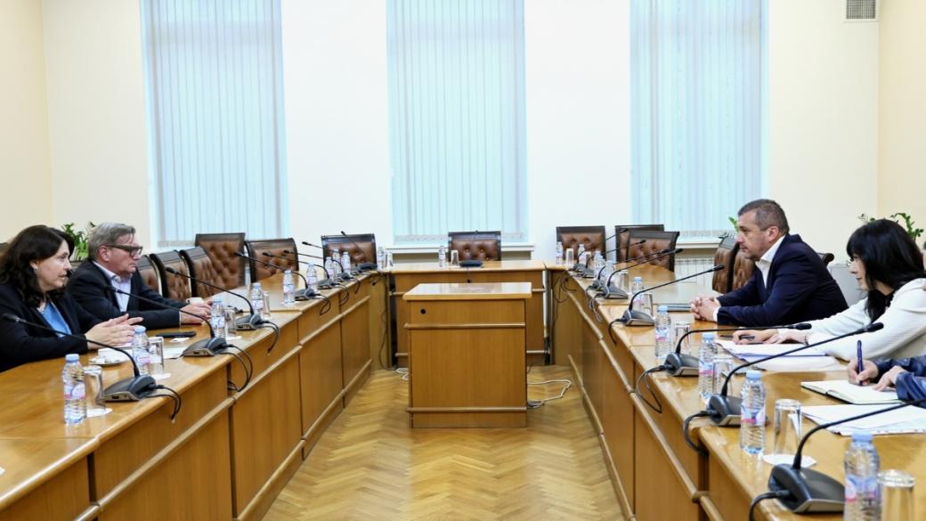 Първите нови влакове на „Алстом“ са в България, но ще возят пътници след края на август