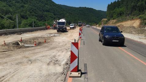 „Демократична България“ предлага да отпаднат винетките за част от пътищата