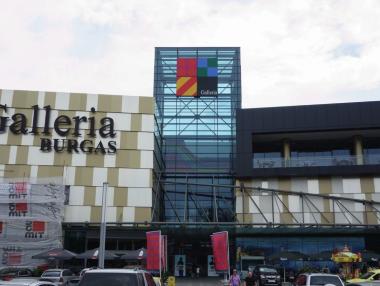 Южноафриканската Hyprop купува и мол „Галерия“ в Бургас