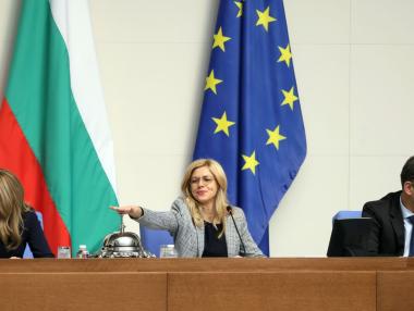 КЗП получи повече правомощия, а търговците пак са ограничени при цените