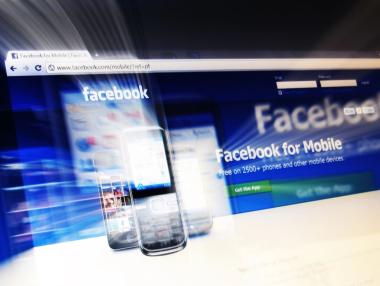 Facebook и Messenger се сринахa – включително в България