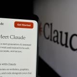 Администрацията на Тръмп блокира достъпа на чуждестранни компании до Claude Fable 5