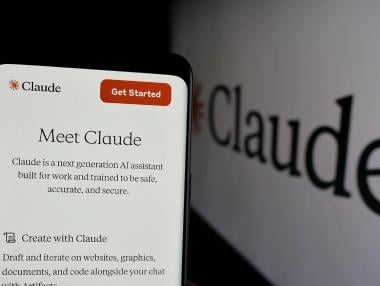 Администрацията на Тръмп блокира достъпа на чуждестранни компании до Claude Fable 5