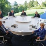 Лидерите на Г-7 се споразумяха да увеличат доставките на оръжие за Украйна