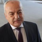 Кабинетът спира автоматичните увеличения на чиновническите заплати