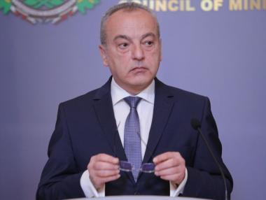 Гълъб Донев официално заложи почти 6% дефицит в бюджета за 2026 г.