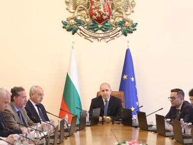 С рекорден дефицит доверието в бюджетния разум се връща трудно