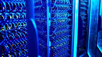 Китай изпитва трудности в използването на зелена енергия в проекти с AI
