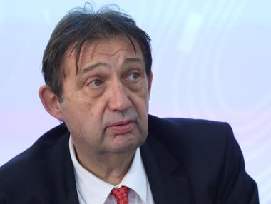 Над 102 млн. евро са доплатени с анекси по договорите за мантинели