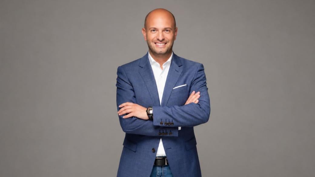 От инженер до лидер: Пътят на Емил Ботушаров през Global Executive MBA