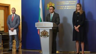 Падат ограниченията за доставка на петрол към рафинерията в Бургас