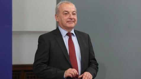 „Смислена работа“: Министерският съвет внася проектобюджета за 2026 г. в парламента