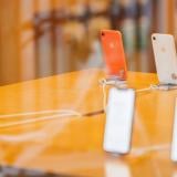 Apple планира 5 нови iPhone-а и масово производство на сгъваеми устройства