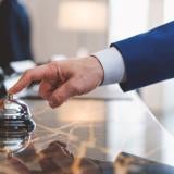 AI резюметата в Tripadvisor хвалят хотели с опасни проблеми