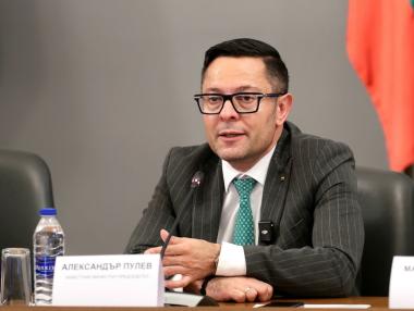 България няма пари да строи военните заводи с „Райнметал“