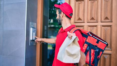 Мегасделка за Delivery Hero е напът да създаде най-голямата платформа за доставка на храна