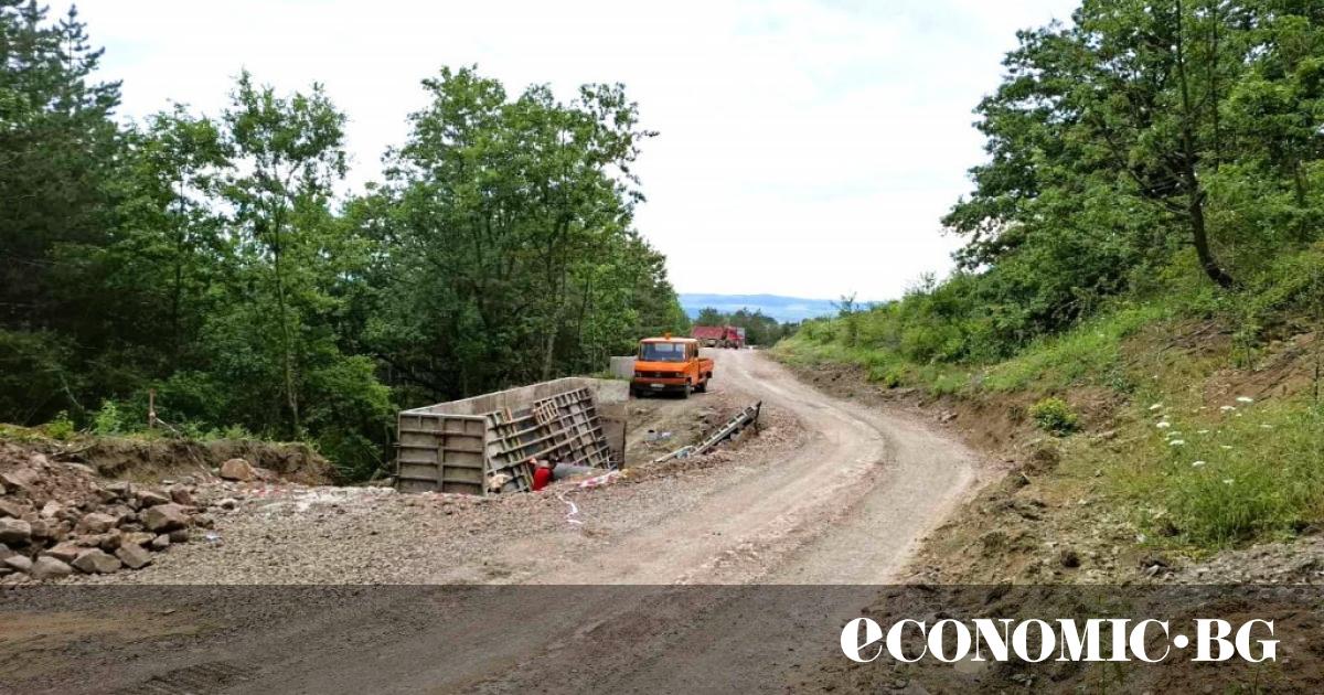 Строителната техника може да се върне до няколко седмици в