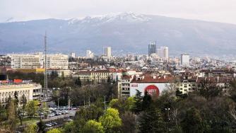 Чуждестранните инвестиции в България скачат четирикратно от старта на 2026 г. (Графика)