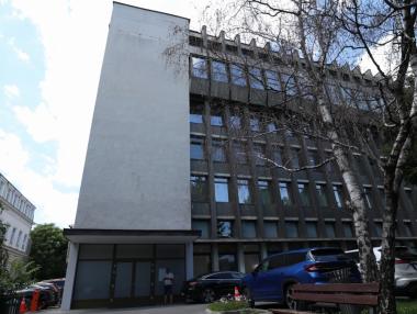 Правителството даде 10 дни на ДПС да напусне централата си
