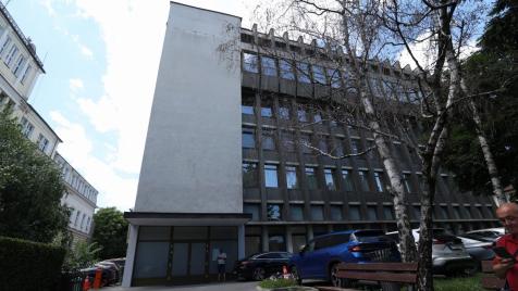 Правителството даде 10 дни на ДПС да напусне централата си