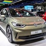 Печалбата на Volkswagen се срина с 33% през второто тримесечие