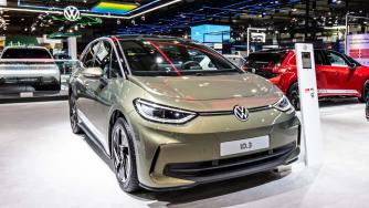 Печалбата на Volkswagen се срина с 33% през второто тримесечие