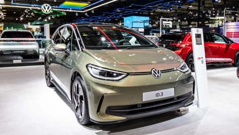 Печалбата на Volkswagen се срина с 33% през второто тримесечие