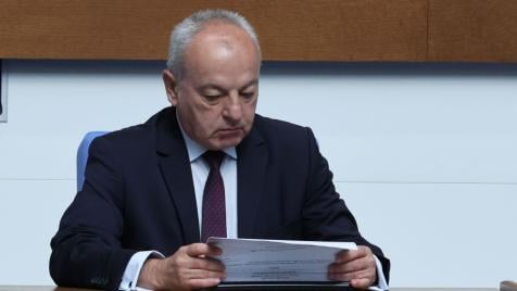 МФ пласира дълг за още 100 млн. евро